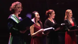 Sopranen van The Bach Choir & Orchestra of the Netherlands tijdens een uitvoering